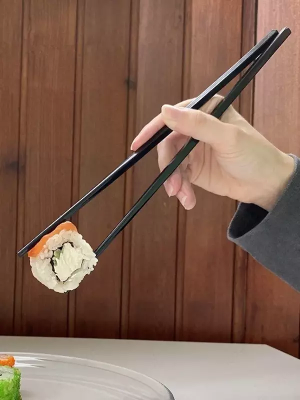  Sushi tayoqchalari. - 