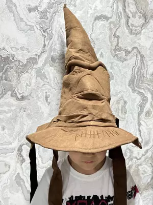 Распределяющая шляпа. ( Harry Potter filmidagi SARALASH shlyapas). - 200 000 сум / шт.