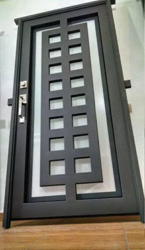 Metall zarbdan qilingan eshiklar. Model raqami 2