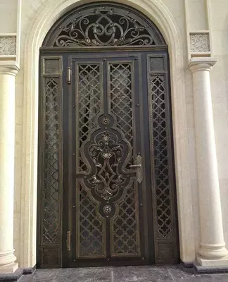 Metall zarbdan qilingan eshiklar. Model raqami 4