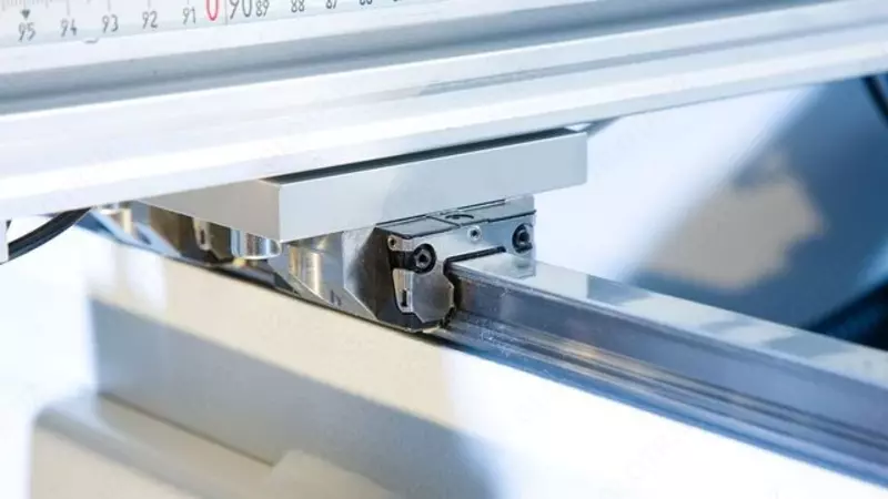 PRO-MASTER 7017 - Обрабатывающий центр с ЧПУ VAVCO