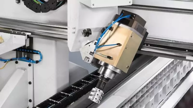 WEINIG Conturex 124 - Обрабатывающий центр с ЧПУ VAVCO