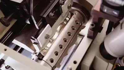 WEINIG Powermat 2400: Строгально-калевочный автомат VAVCO