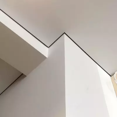 Теневой профиль и плинтус для гипсокартона