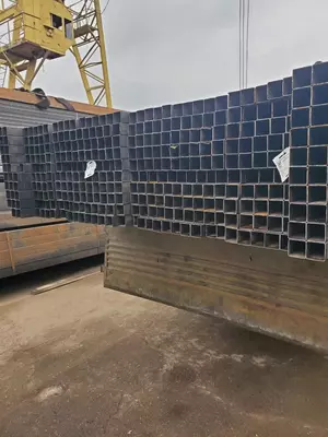 Металлическая труба 40x40x3.0