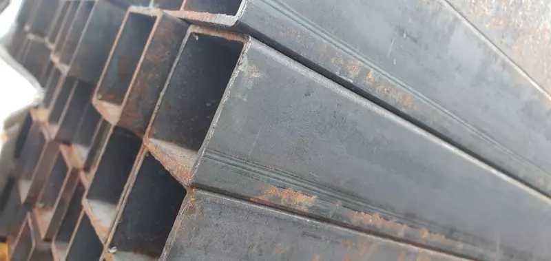 Трубы стальные 25×25×1 0×6000 квадратные