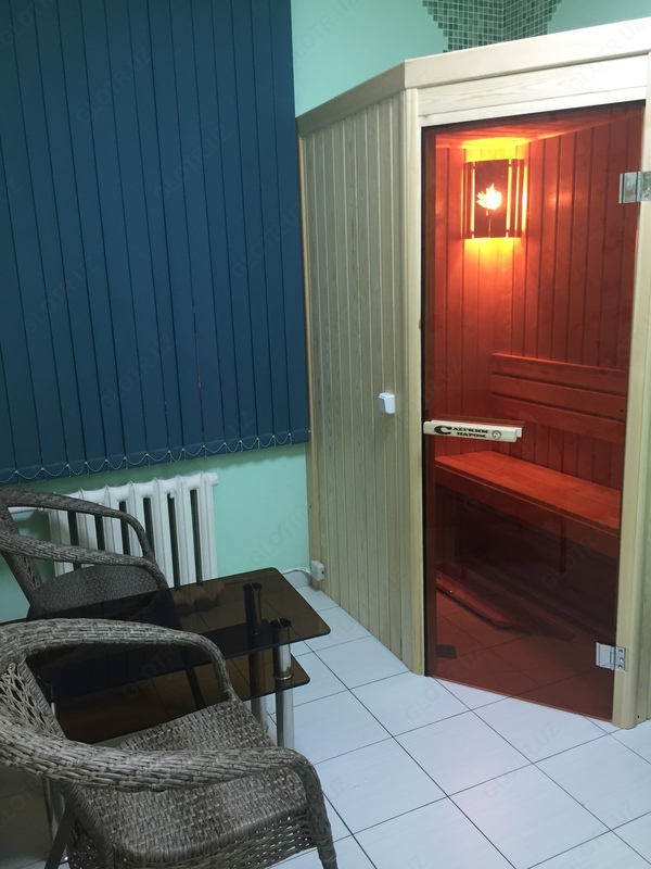 Pionerskayadagi mini sauna.