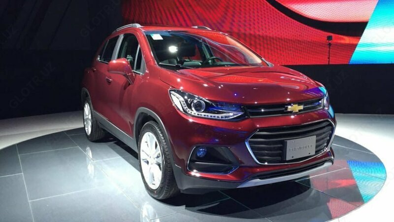 Автомобиль марки Chevrolet Tracker PREMIER