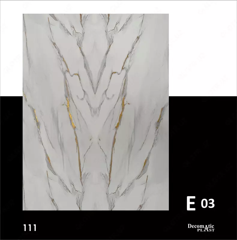 Золотистая декоративная панель из ПВХ E 03  1.22*2.80