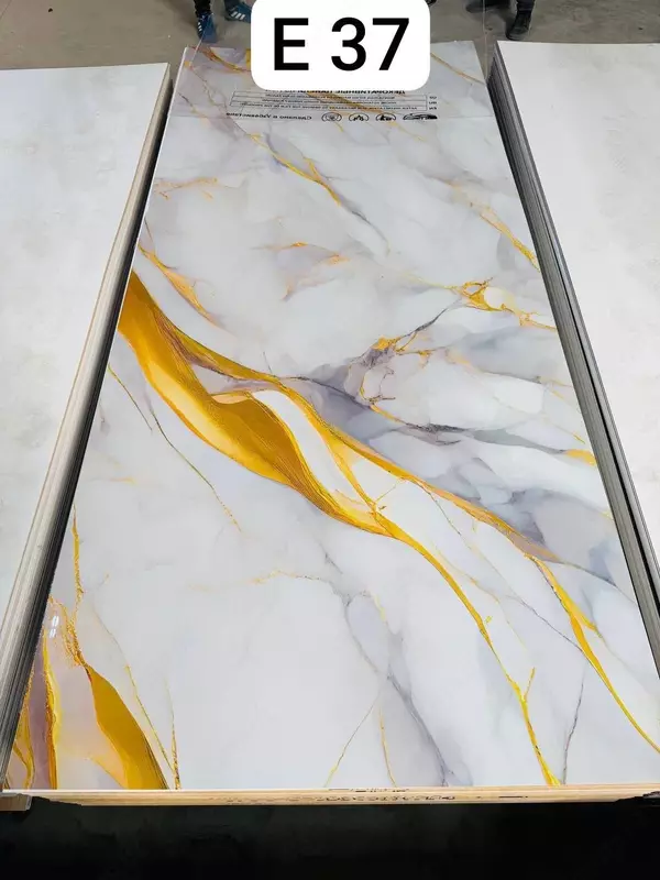  Глянцевая декоративная панель из ПВХ 1.22*2.80 Е 37 - 