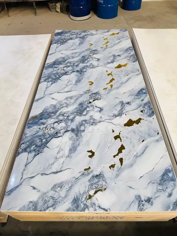  Глянцевая декоративная панель из ПВХ 1.22*2.80 Е 55 - 