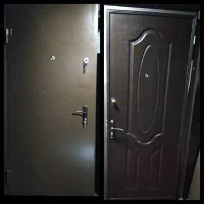 Входная двухсторонняя дверь