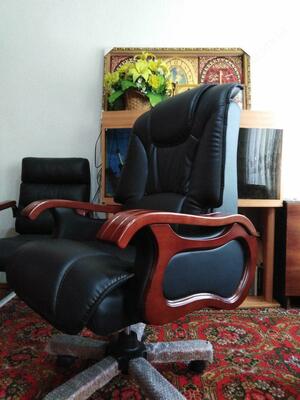 4 950 000 so'm / dona Ijroiya kafedrasi