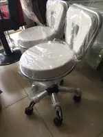 Офисное кресло