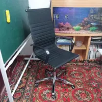 Офисное кресло