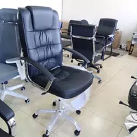 Офисное кресло