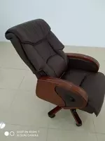 Офисное кресло Коричневого цвета