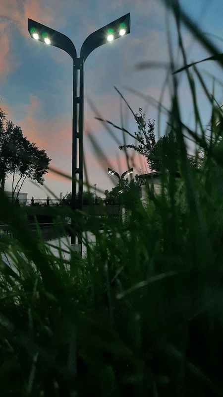 Уличный фонарь