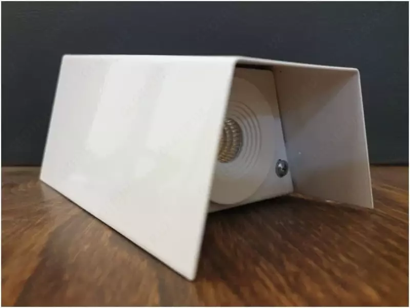 Бра в стиле хайтек