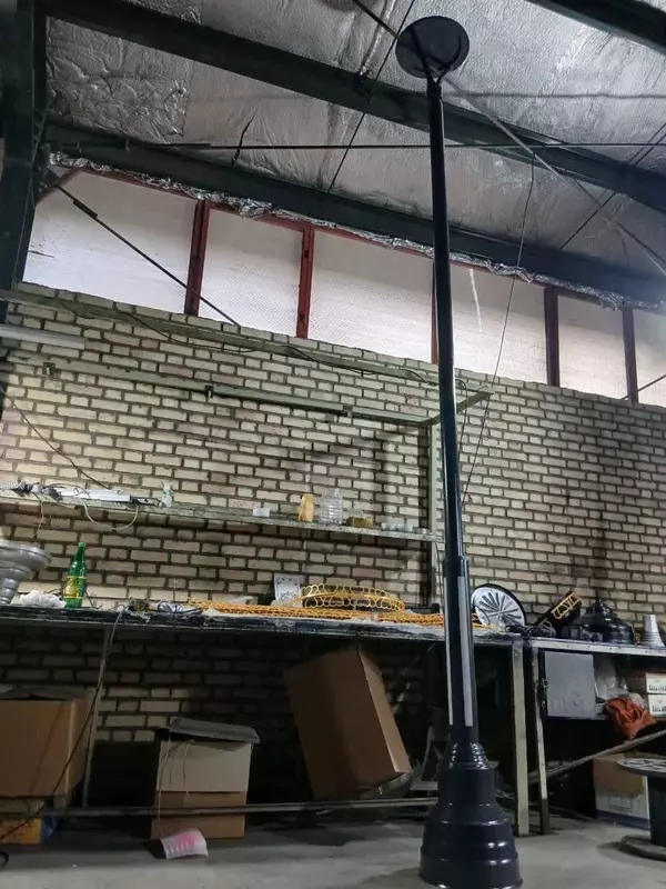 Park va ko'cha chiroqlarini qo'llab-quvvatlaydi