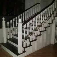 Yog'och zinapoya Art 012 - 700 000 so'mdan