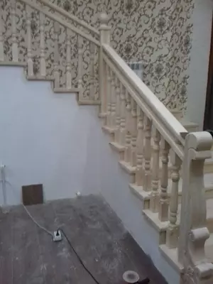 Деревянная лестница Арт 044 - от 700 000 сум / шт.