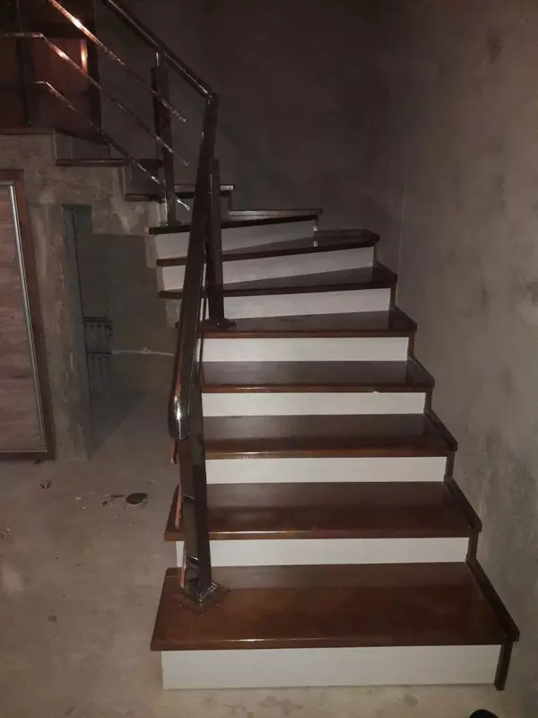 Деревянная лестница Арт 052 - от 700 000 сум