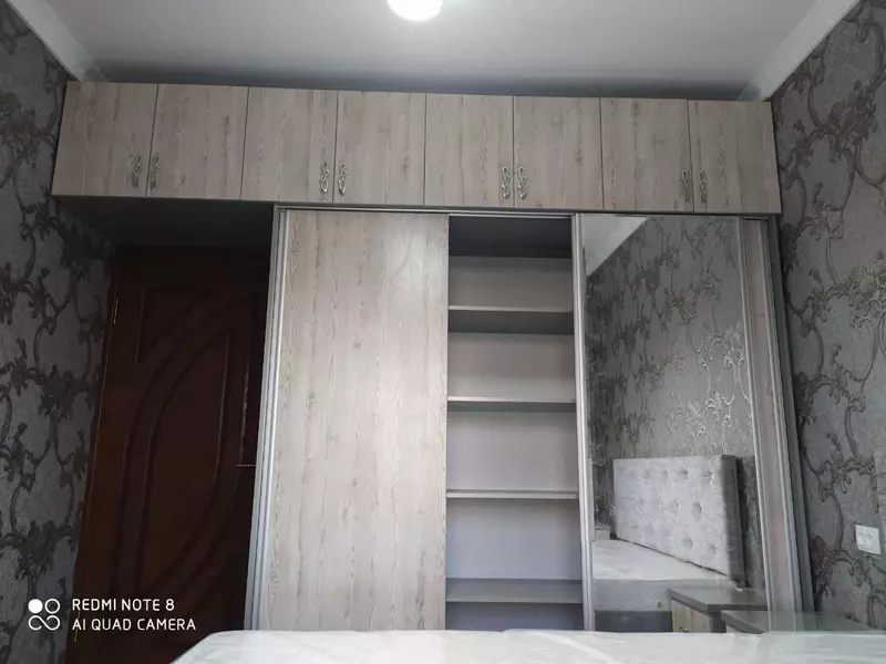 Yotoq xonasi uchun mebel to'plami. Model №2