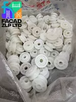ZLP-630 belanchak arqoni uchun yo‘naltiruvchi rolik (plastik)
