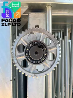  Вал-шестерня редуктора LTD 6.3 для фасадной люльки ZLP-630 Только в розницу