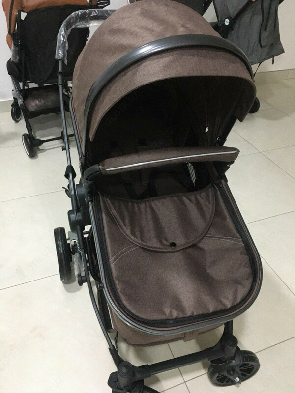 Прогулочная детская коляска