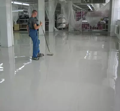 Подготовка и укладка эпоксидного и полиуретан-цементного пола