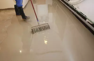 Poliuretan zaminini tayyorlash va o'rnatish