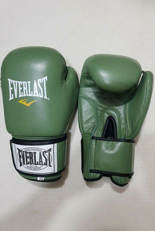  Боксерские перчатки Everlast - 