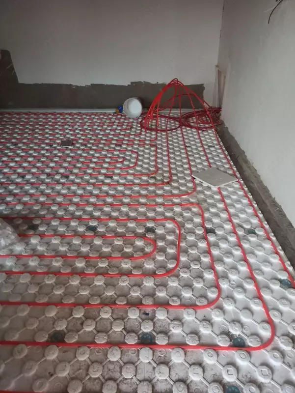 Issiq zamin uchun ko'pikli plastmassa - 15 604.1 so'm