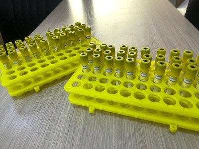 Универсальный штатив с силиконовыми фиксаторами