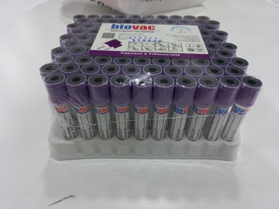 K3 EDTA yordamida gematologik tadqiqotlar uchun vakuumli naychalar.