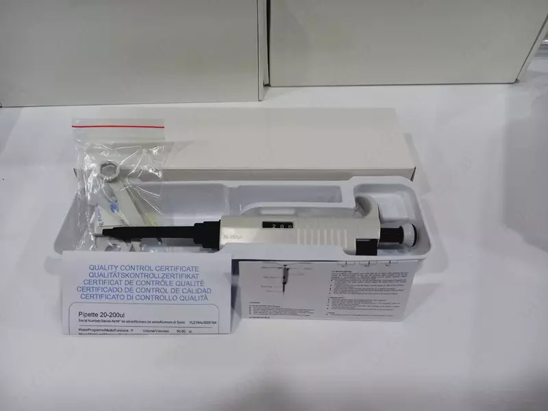 7010201009 20-200 мл MicroPette - Механическая пипетка