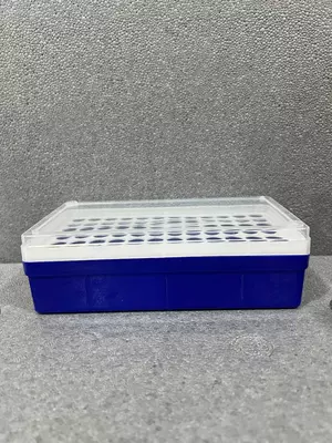 Sentrifuga shishalari uchun stativ 1,5 ml, 72 teshik TYA306