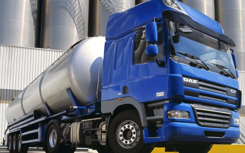 Avtotransport xizmatlari (DAF 50V94NA davlat raqami 30000 litr yuk tashish imkoniyatiga ega bo'lgan neft mahsulotlarini tashish uchun tankni ijaraga berish) - по запросу