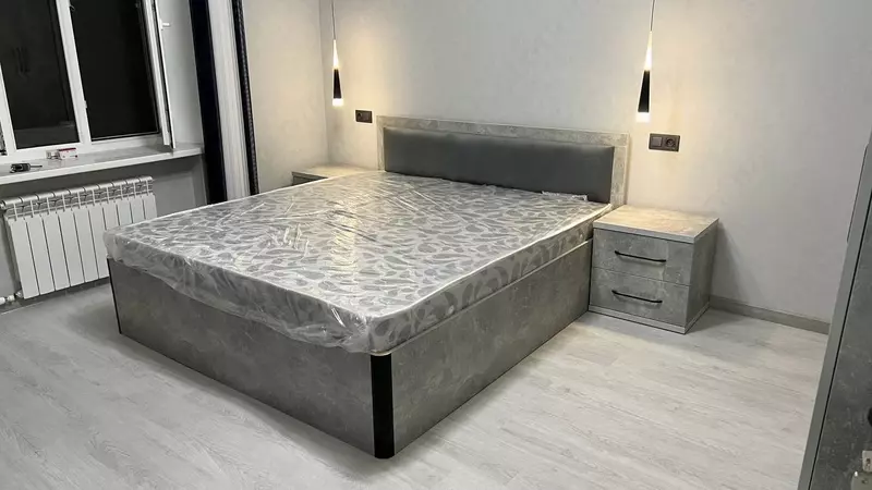 Кровать с тумбами спальня