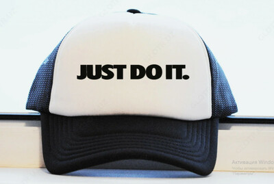 Брендирование головных уборов