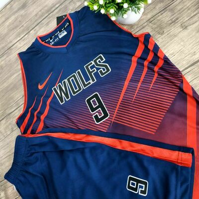 Нанесение логотипа на спортивной форме