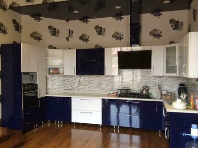 Кухонный гарнитур акриловый под заказ - Цена по запросу