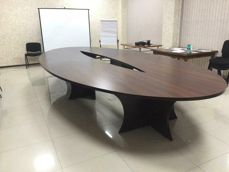 Стол конференц зала на заказ - по запросу