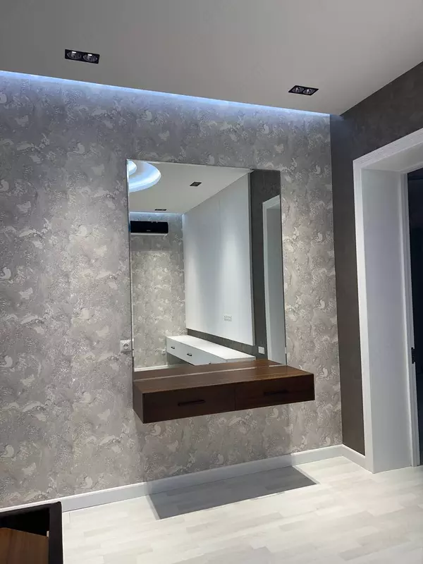 Зеркало в прихожую - по запросу