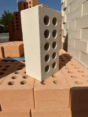 Кирпич светлый серый - 2 000 сум от 1 шт