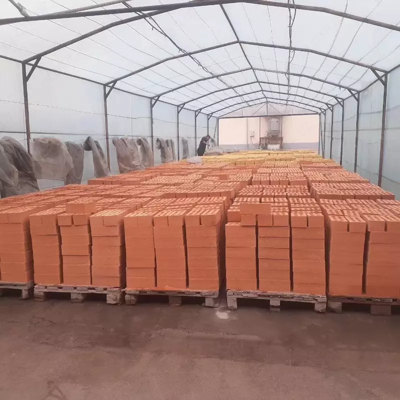 Кирпич цвет персик - от {0} сум