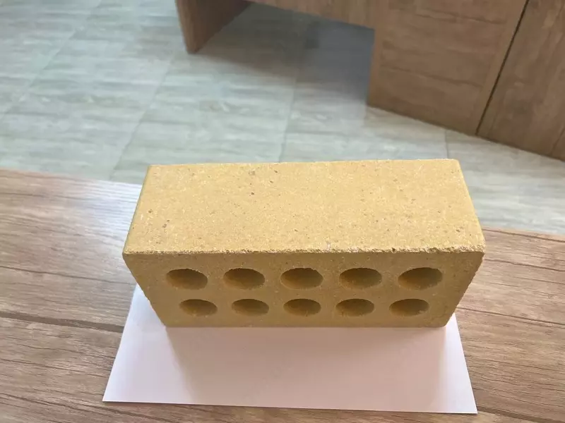 Кирпич цвет жёлтый