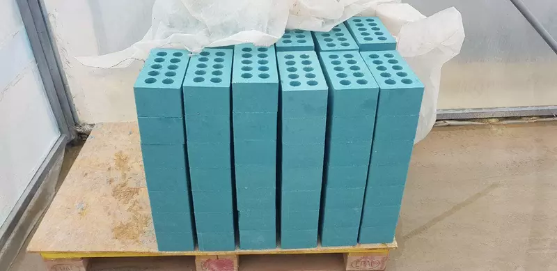 Кирпич Светло зелёный - от {0} сум